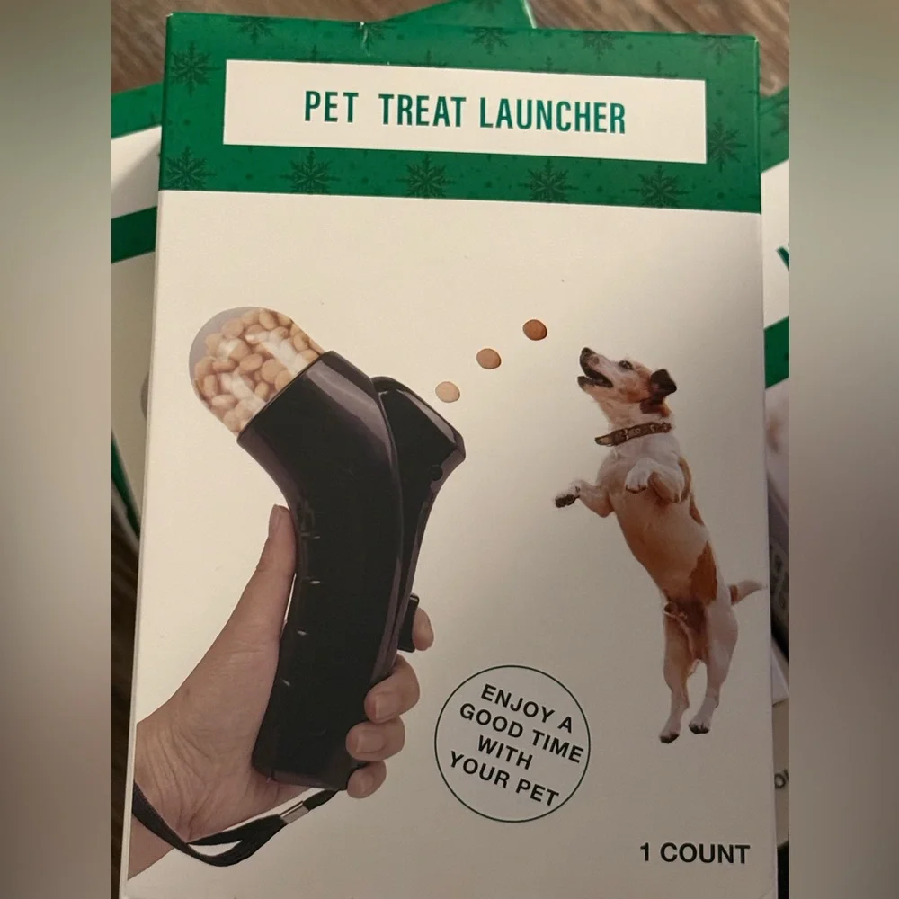 Pet Treat Launcher